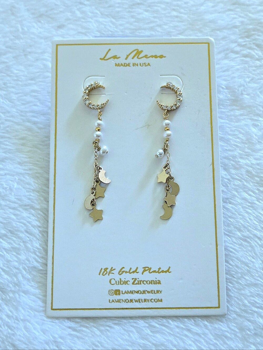 La Meno Moon🌙 and Star⭐ Dangle Earrings - Picture 4 of 14